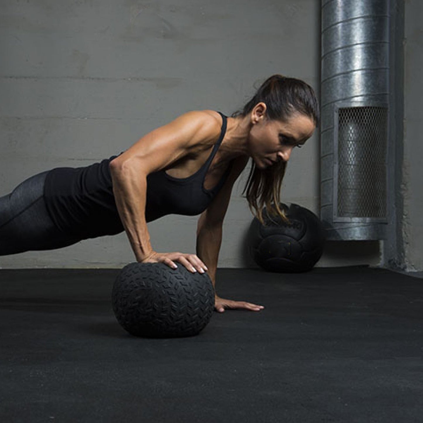 Heavy Duty (3KG–25KG) Treaded Slam Balls for Explosive Power & Core Training | No-Bounce Rubber Weights for Strength & HIIT | Sold Separately or in Sets for All Fitness Levels