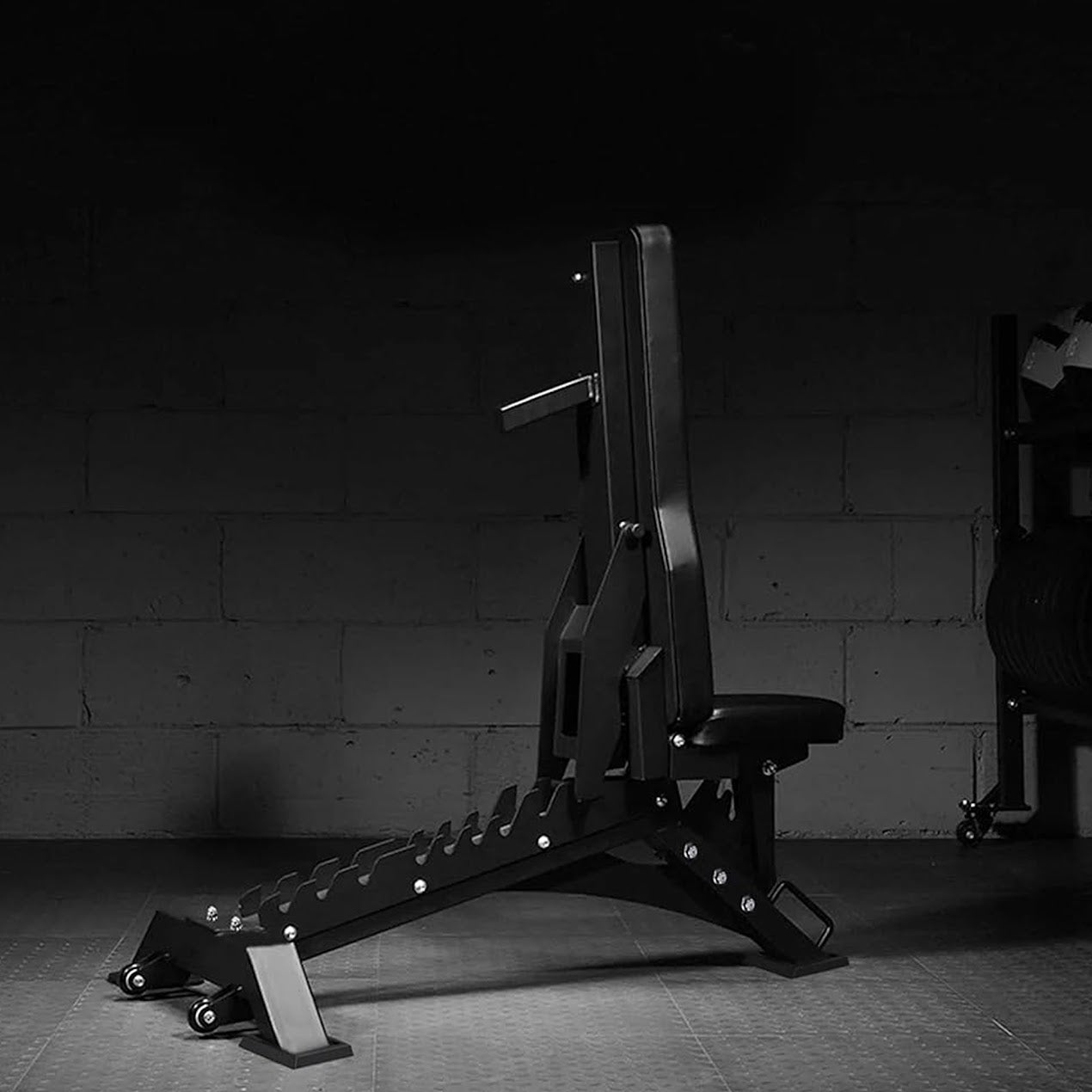 Heavy Duty Commercial Adjustable Weight Bench – 680kg Capacity | Flat, Incline & Decline Positions | Foldable Gym Bench for Home & Professional Strength Training